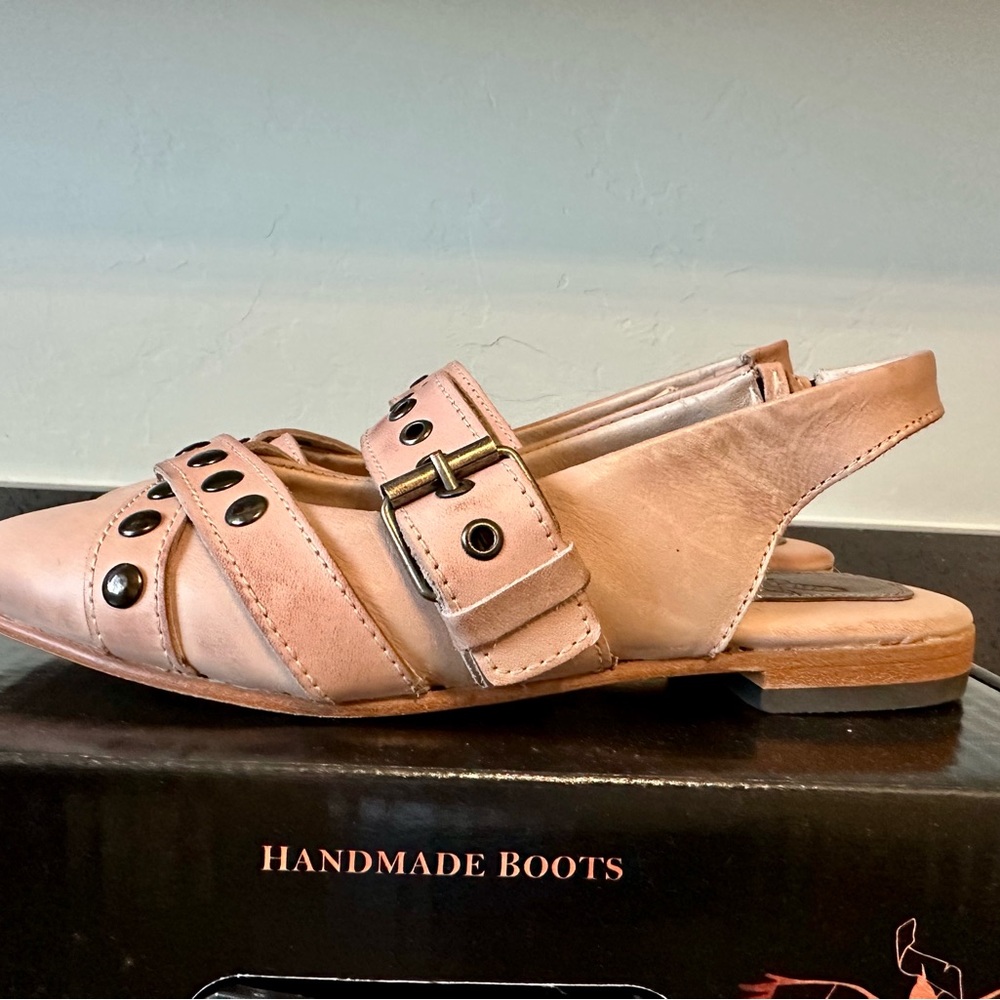 Freebird Women's Blair Blush Sandals - Picture 4 of 6